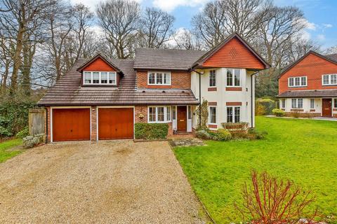 5 bedroom detached house for sale, Pondtail Copse, Horsham, West Sussex