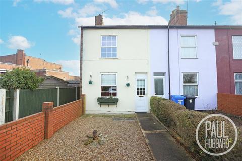 3 bedroom end of terrace house for sale, Fir Lane, Lowestoft, NR32