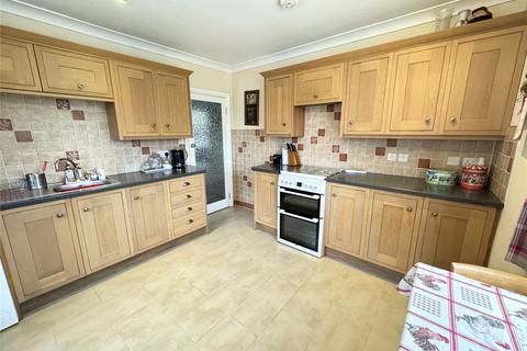 2 bedroom bungalow for sale, Seacroft Avenue, Barton On Sea, Hampshire, BH25