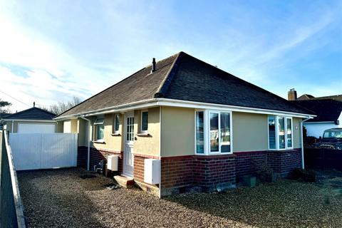 2 bedroom bungalow for sale, Seacroft Avenue, Barton On Sea, Hampshire, BH25