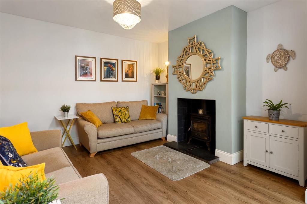 15 Coda Avenue  9.jpg