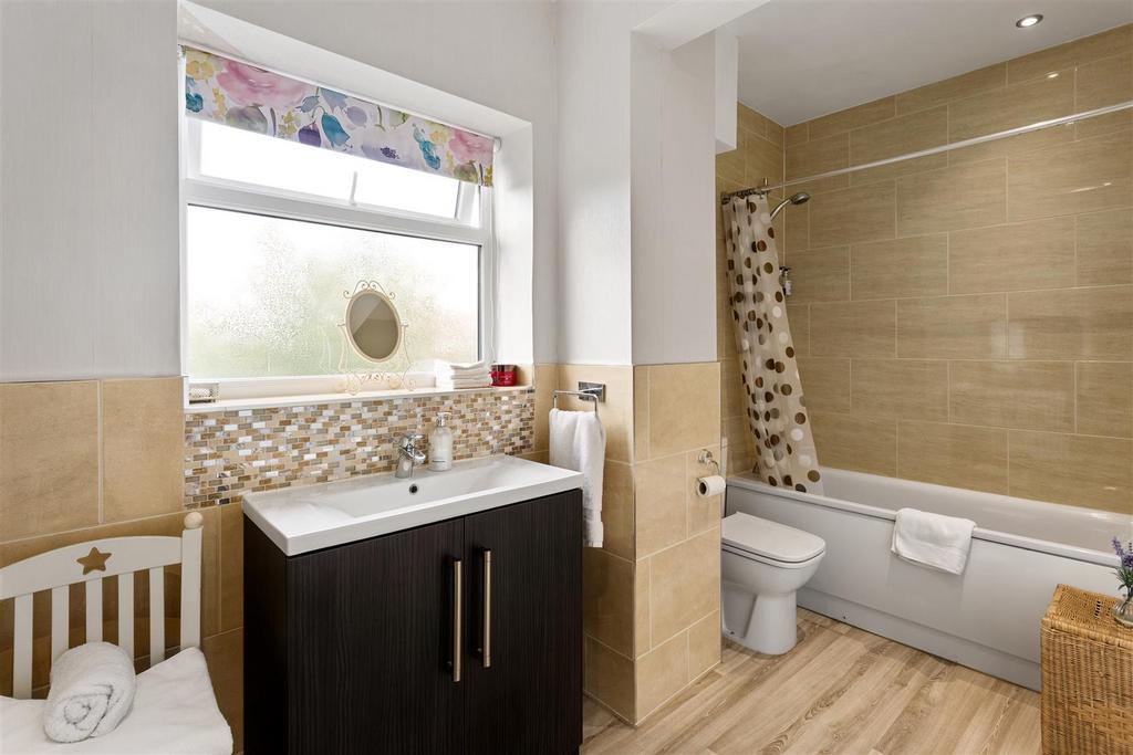 15 Coda Avenue  54.jpg