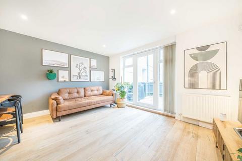 2 bedroom terraced house for sale, Nicholls Mews, London SW16