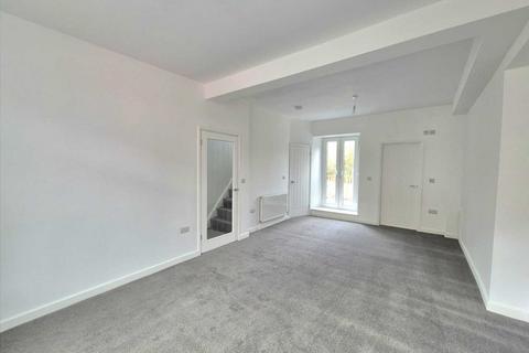 122 Mill Street, Tonyrefail, Porth, CF39 8AF