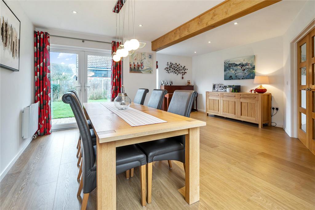 Dining/Family Rm