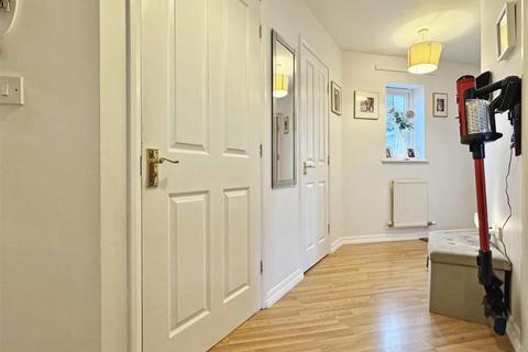 89 Shimbrooks, Great Leighs, Chelmsford, CM3 1SG