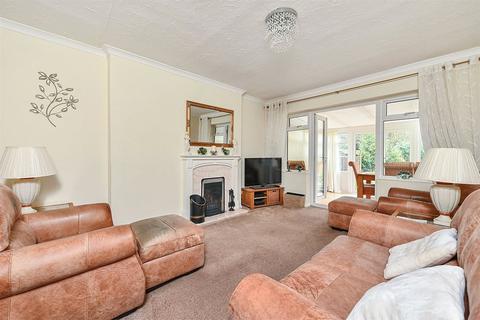 2 bedroom bungalow for sale, Warwick Road, Aldershot GU12