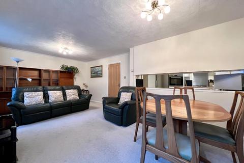 2 bedroom flat for sale, Millbrook, Mill Road, Hythe