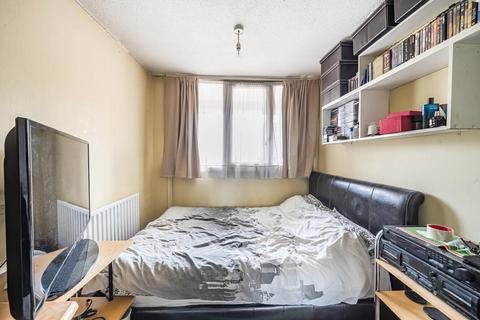 3 bedroom flat for sale, Paveley Street, St John's Wood