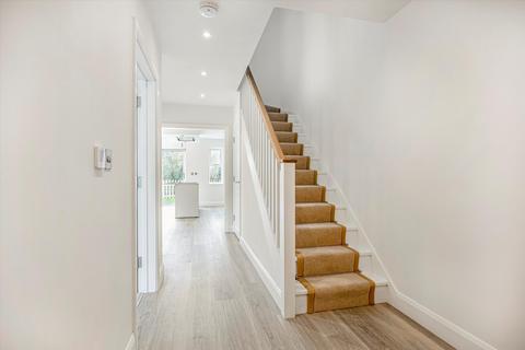 3 bedroom house for sale, London Road, Cheltenham, Gloucestershire, GL52