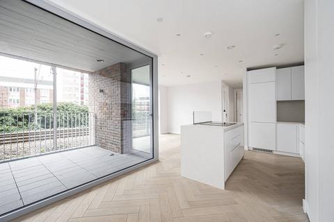 2 bedroom flat for sale, Mapple Path, Clapton, LONDON, E5