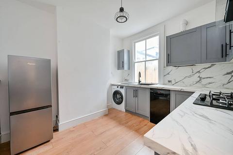 2 bedroom terraced house to rent, MILL HILL ROAD, Acton, London, W3