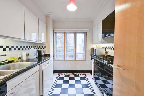 1 bedroom flat to rent, St Martins Lane, Covent Garden, London, WC2H