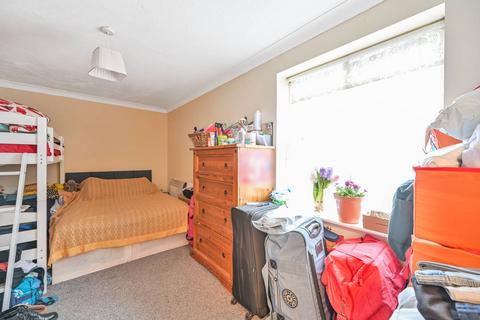 1 bedroom flat to rent, KINGSMOUNT COURT, Sutton, SM1