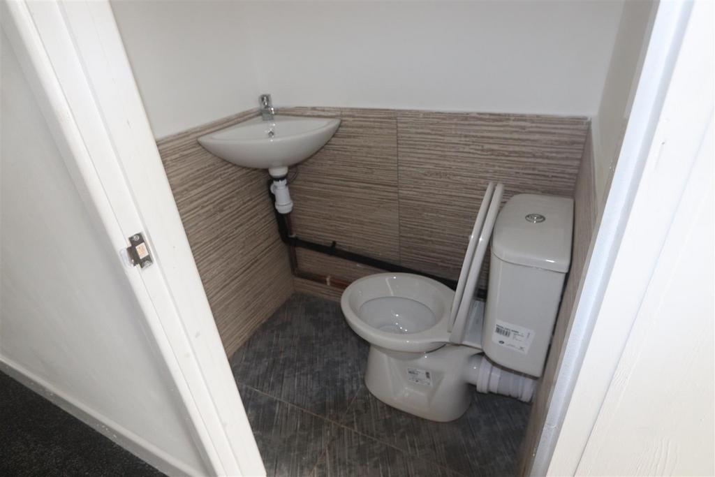 First floor WC.JPG