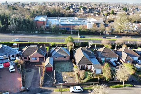 2 bedroom detached bungalow for sale, Elizabeth Drive, Oadby, Leicester