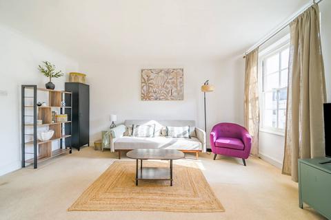2 bedroom flat for sale, Gloucester Street, Pimlico, London, SW1V