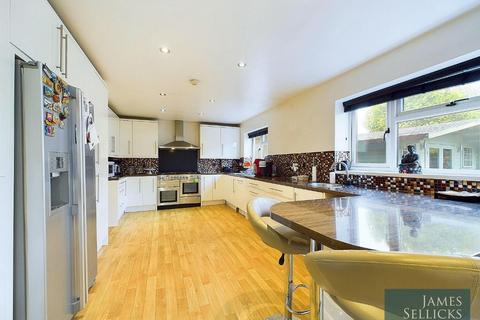 5 bedroom detached house for sale, Severn Road, Oadby, Leicestershire