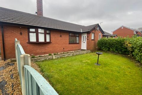 2 bedroom semi-detached bungalow for sale, 3 Ravenside Park, Chadderton, OL9 8PA