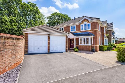 4 bedroom detached house for sale, Guest Avenue, Bristol BS16