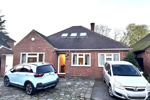 4 bedroom detached house for sale, St. Marys Avenue Central,  Southall, UB2