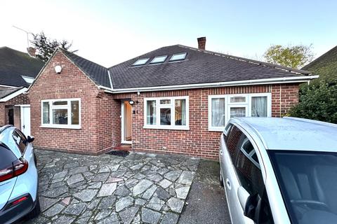 4 bedroom detached house for sale, St. Marys Avenue Central,  Southall, UB2