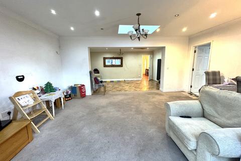 4 bedroom detached house for sale, St. Marys Avenue Central,  Southall, UB2