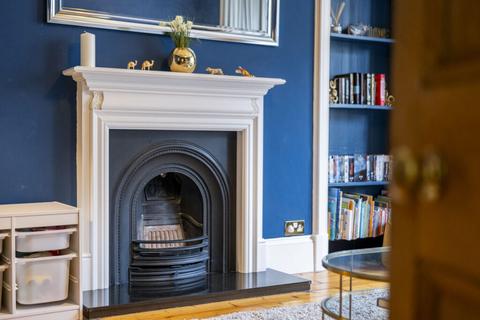 10 Perth Street, Edinburgh, EH3 5DP