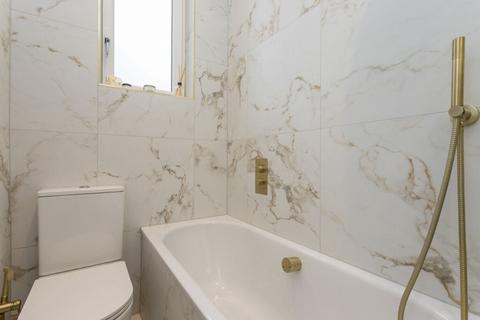 10 Perth Street, Edinburgh, EH3 5DP