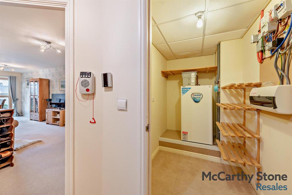 8631913-interior21-800.jpg