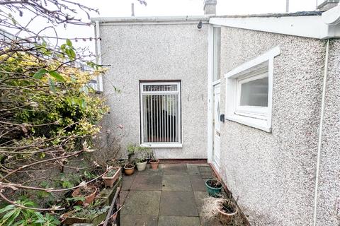 2 bedroom end of terrace house for sale, Brown Road, Cumbernauld G67