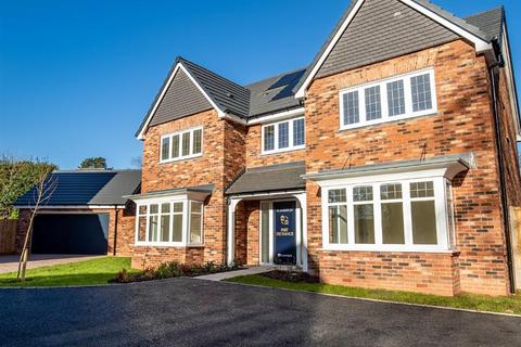 5 bedroom detached house for sale, Upton, Sutton Park Grange, Kidderminster