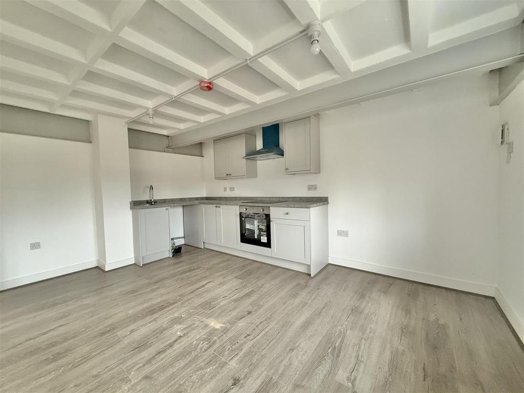 Kitchen/Dining Area