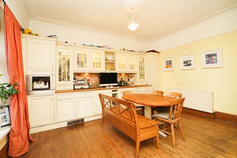 12 Albany Road, Sheffield, S7 1DP