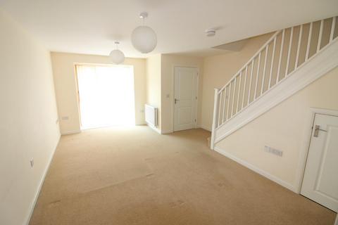 4 bedroom end of terrace house to rent, Californian Parade, Street