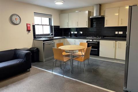 1 bedroom in a house share to rent, Room 5, 262 North Sherwood Street, Nottingham