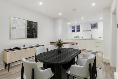 2 bedroom apartment for sale, Lindfield Gardens, Hampstead, London, NW3