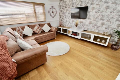 21 Plane Grove, Birmingham, B37 7QJ