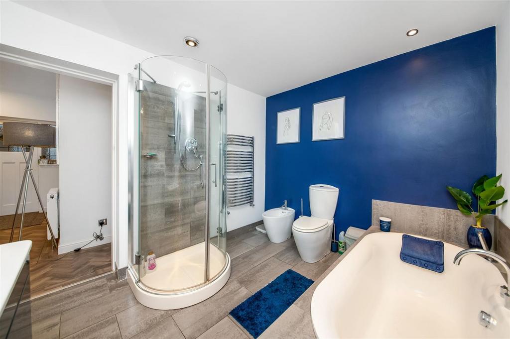 Family bathroom