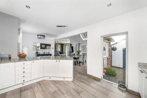 67 Mortimer Road, Cubley, Sheffield, S36 6DE