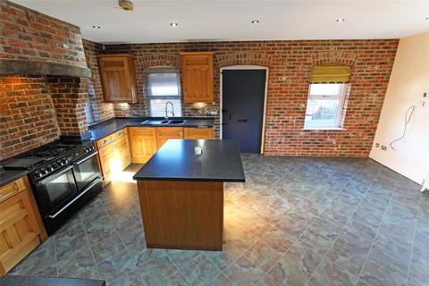 4 bedroom semi-detached house for sale, Blacker Lane, Calder Grove, Wakefield, West Yorkshire, WF4