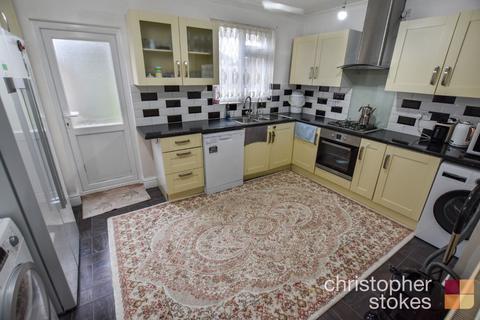 2 bedroom semi-detached house to rent, Pembroke Avenue, Enfield, Greater London, EN1 4HA