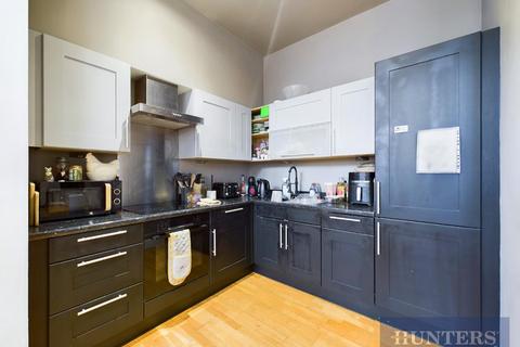 2 bedroom apartment for sale, St. Nicholas Street, Scarborough