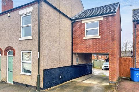 4 bedroom terraced house to rent, Ash Street, Ilkeston, DE7 8NS