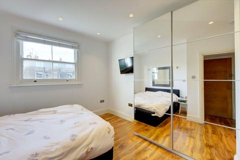 undefined, Cornwall Crescent, Notting Hill, London