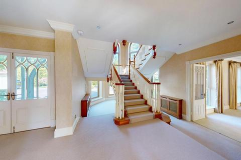 4 bedroom detached house for sale, Lawrence Drive, Canford Cliffs, Poole, BH13