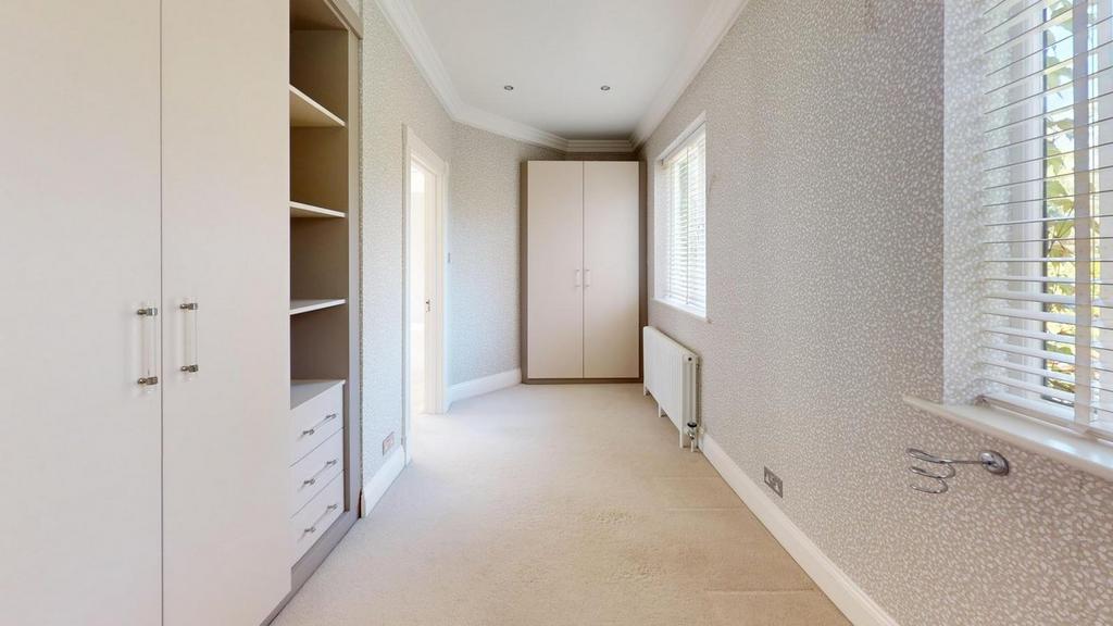 En Suite Dressing Room 1