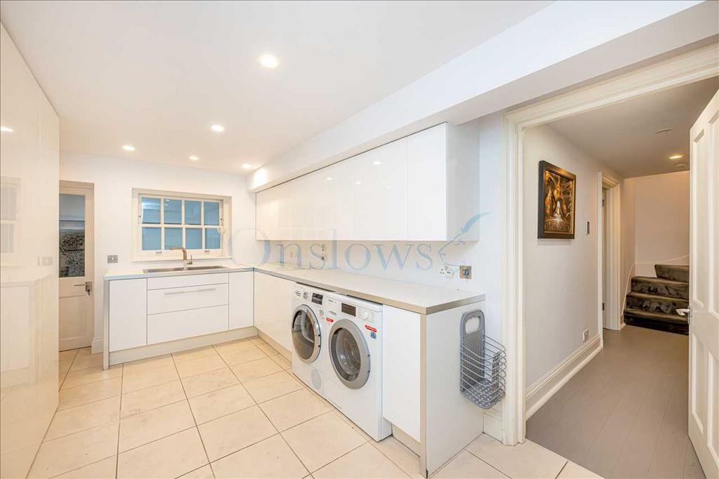 Utility Room/Kitchen