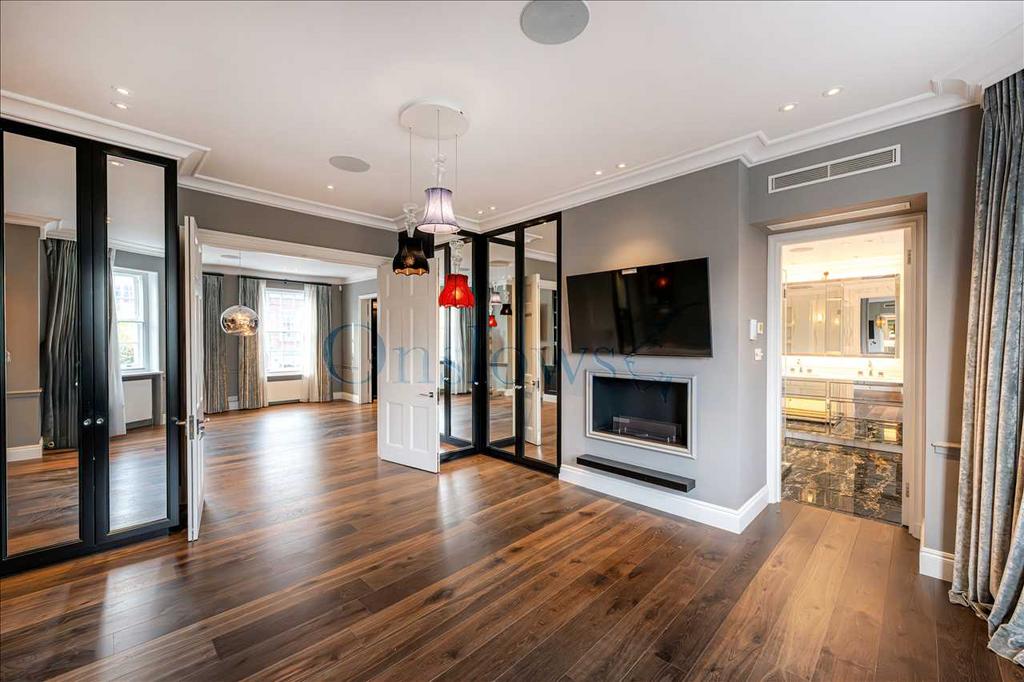 Principle Bedroom