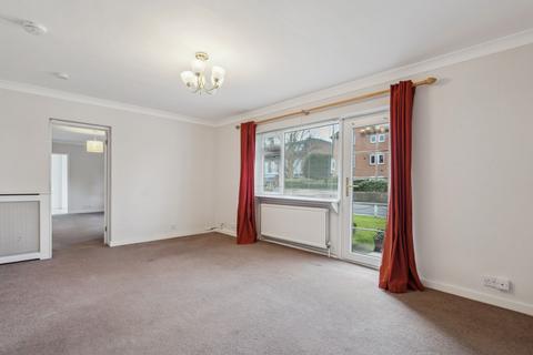 3 bedroom flat for sale, Penn Road, Beaconsfield, HP9